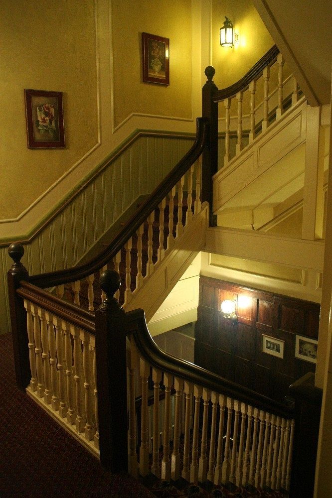 The Yankee Pedlar Inn Torrington Bagian luar foto